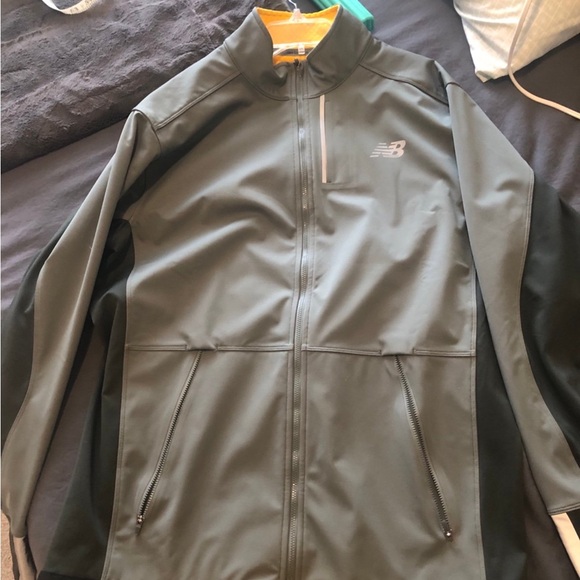 New Balance Gray Jacket - Picture 3 of 10